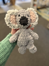 Load image into Gallery viewer, Handmade Snugglers