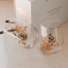Load image into Gallery viewer, Delft Stemless Wine Glass Box Set