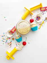 Load image into Gallery viewer, Cupcake KidDough Play Kit
