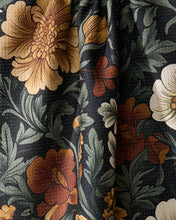 Load image into Gallery viewer, Classic Floral
