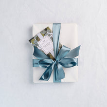 Load image into Gallery viewer, Shimmering Snowberry Large Sachet
