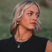 Load image into Gallery viewer, Breathe Necklace

