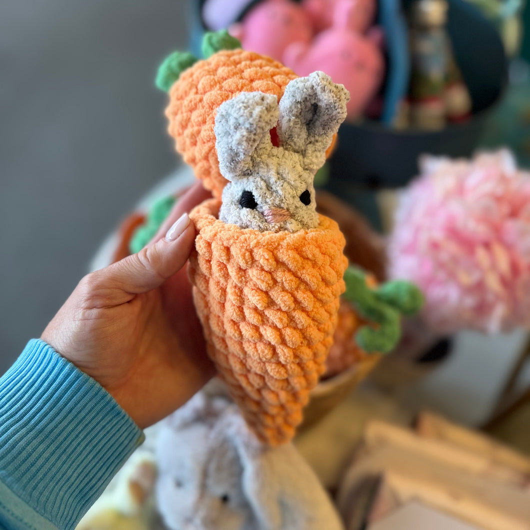 Bunnies in Carrorts
