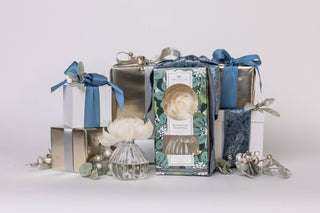 Shimmering Snowberry Flower Diffuser - Olita Gifts & Goods