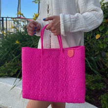 Load image into Gallery viewer, Vallarta Medium Woven Resort Crossbody Bag
