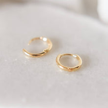 Load image into Gallery viewer, Nia Mini Hoops
