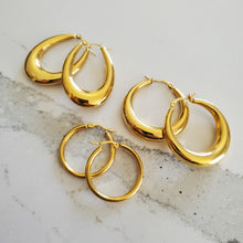 Load image into Gallery viewer, Gold Hoops
