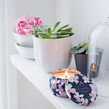 Load image into Gallery viewer, Vanilla Fleur Collection
